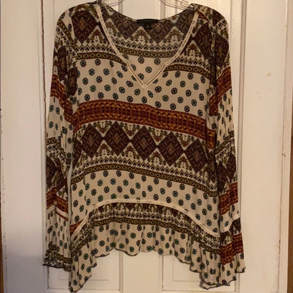 Signature studio long sleeve printed shirt.